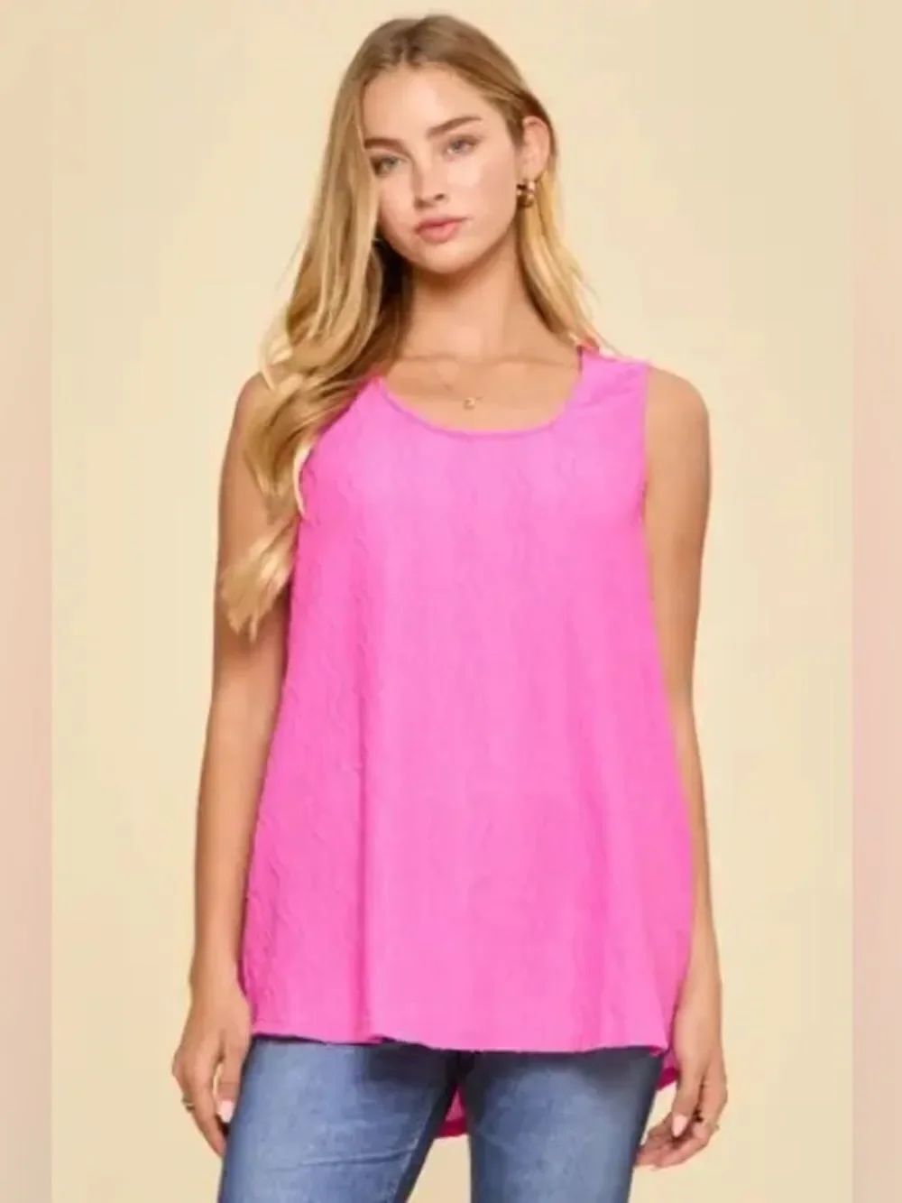 Andree by Unit Wavy Tank Top Hot Magenta NWT XL Texture Sleeveless Blouse